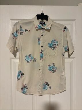 Billabong Cream Short-Sleeve Button-Down with Blue and Black Palm Print